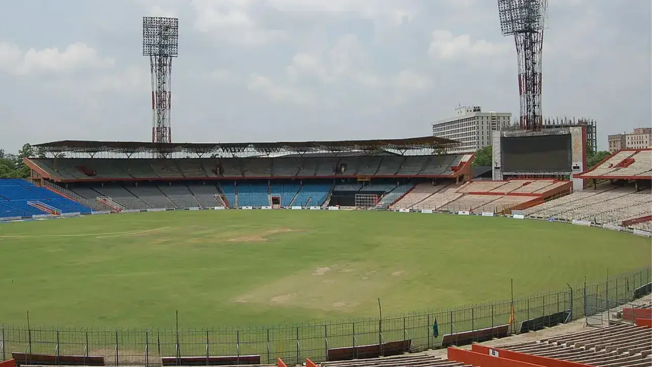 Eden Gardens Pitch Report in Hindi